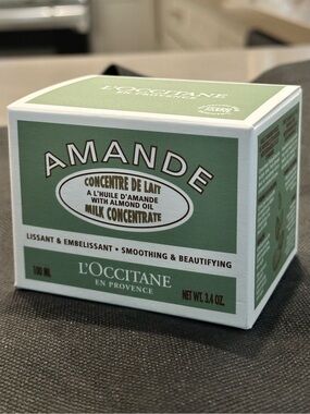 L'OCCITANE Amande Milk Concentrate